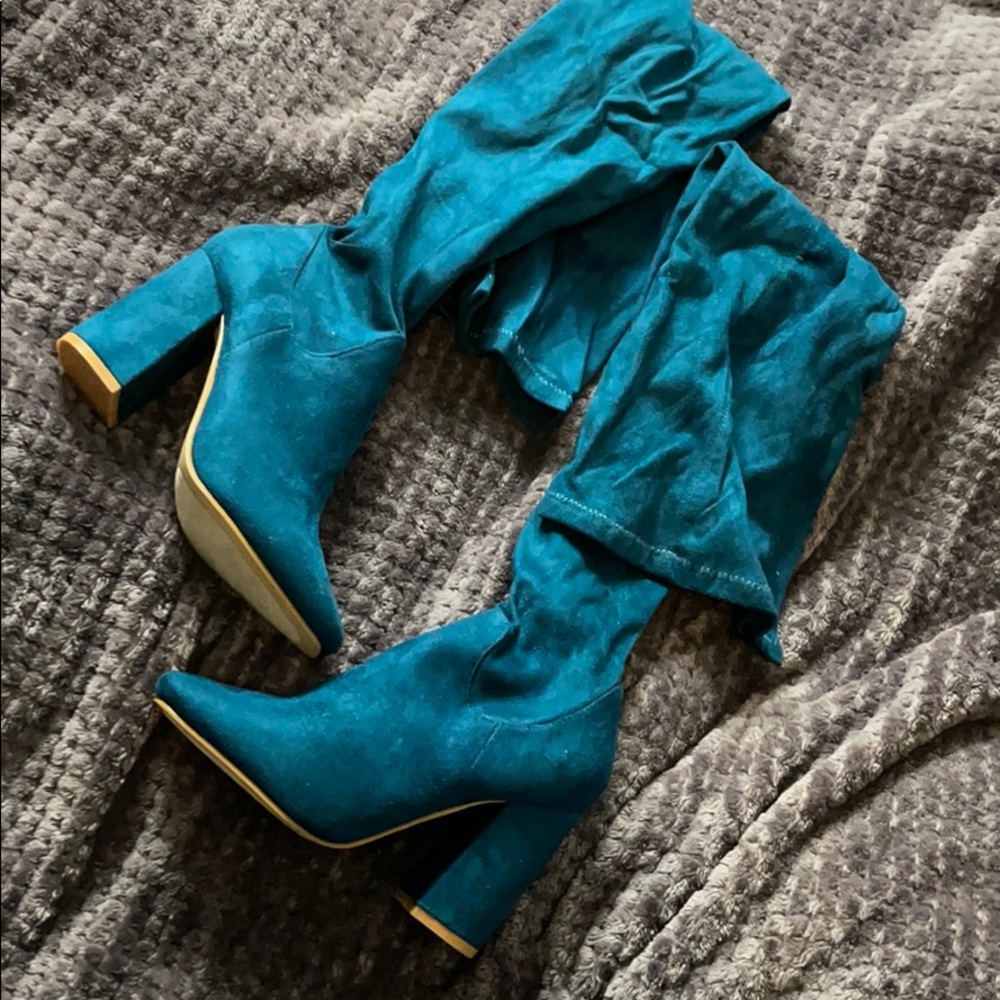 Miss Lola Block Heal Thigh High Boots